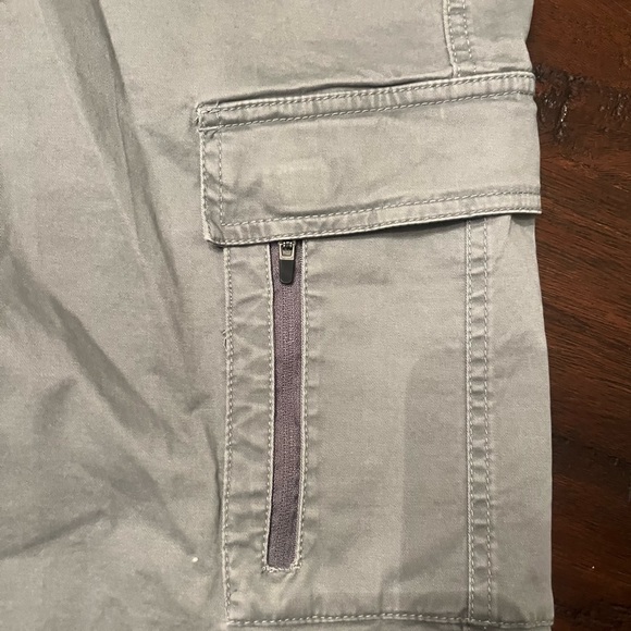 NWT Weatherproof utility cargo shorts 38W - Picture 6 of 11